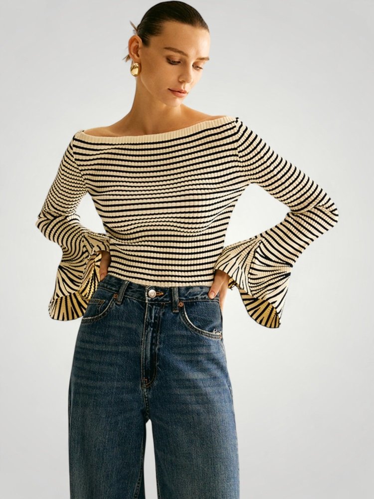 Eleganter Schulterpullover mit Streifen und Komfort - Aurivio Mode