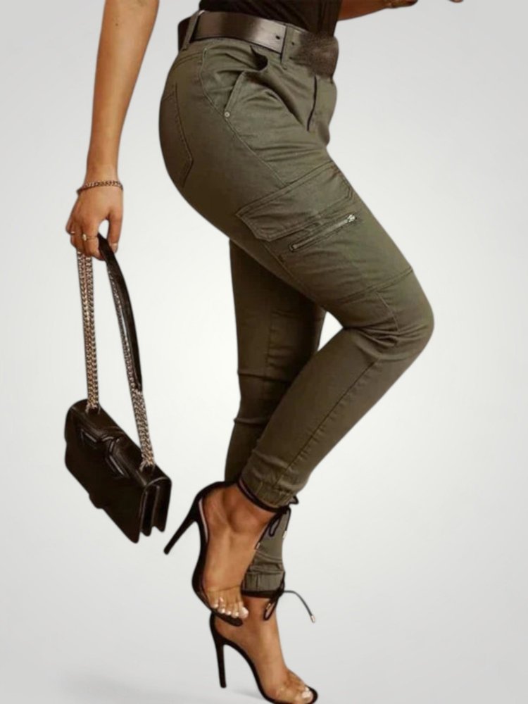 Cargo Jeans Damen Slim - Leg mit Funktionalen Taschen - Aurivio Mode