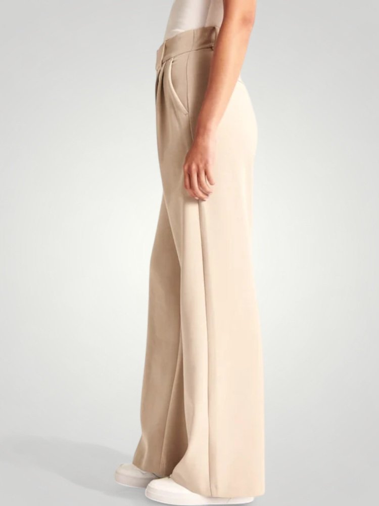 Elegante Ausgestellte Hose mit Hoher Taille - Aurivio Mode