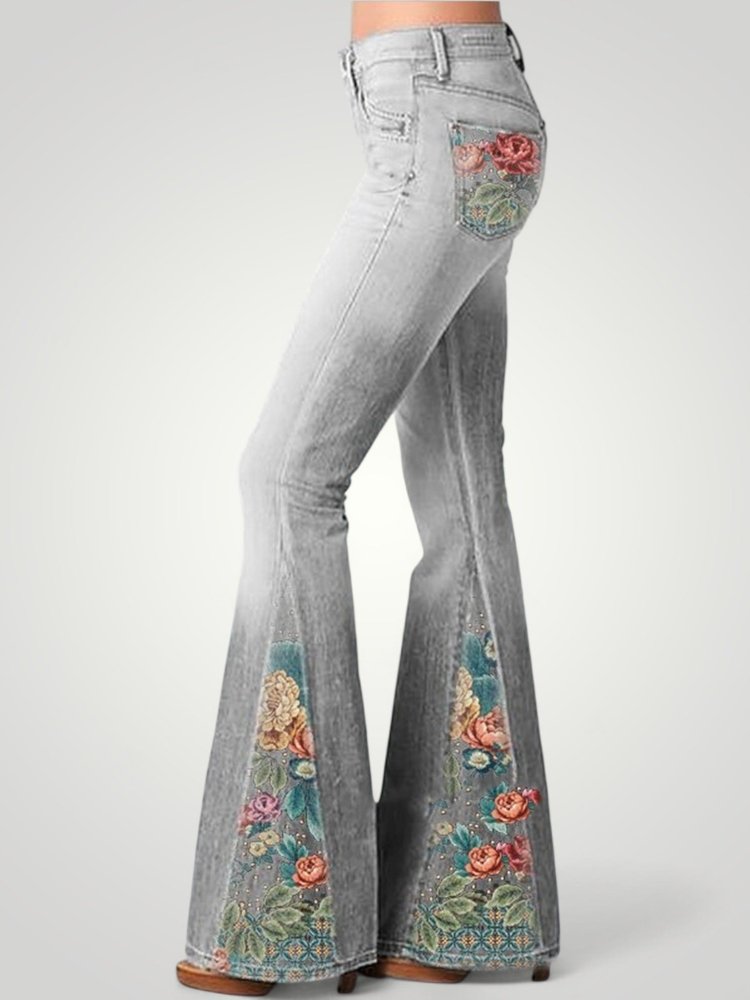 Flared Jeans Damen im Vintage - Chic für Komfort - Aurivio Mode