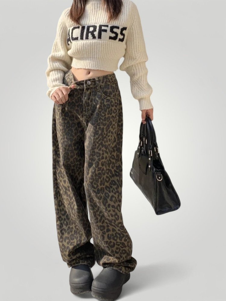 Hohe Taille Flared Jeans mit Leopardendruck - Aurivio Mode