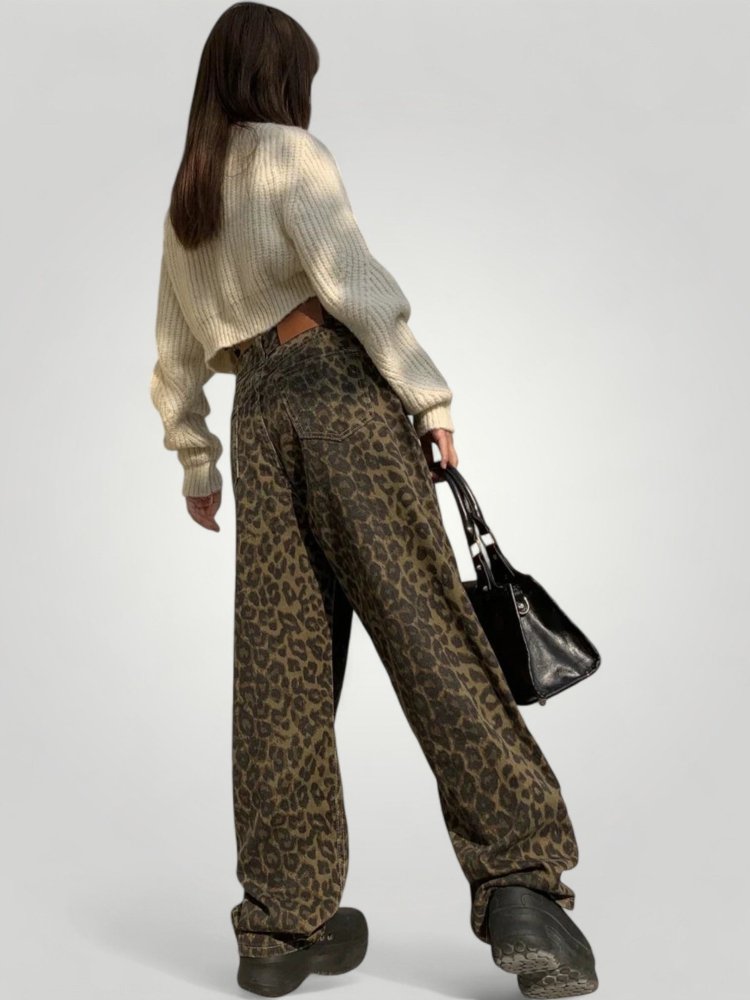Hohe Taille Flared Jeans mit Leopardendruck - Aurivio Mode